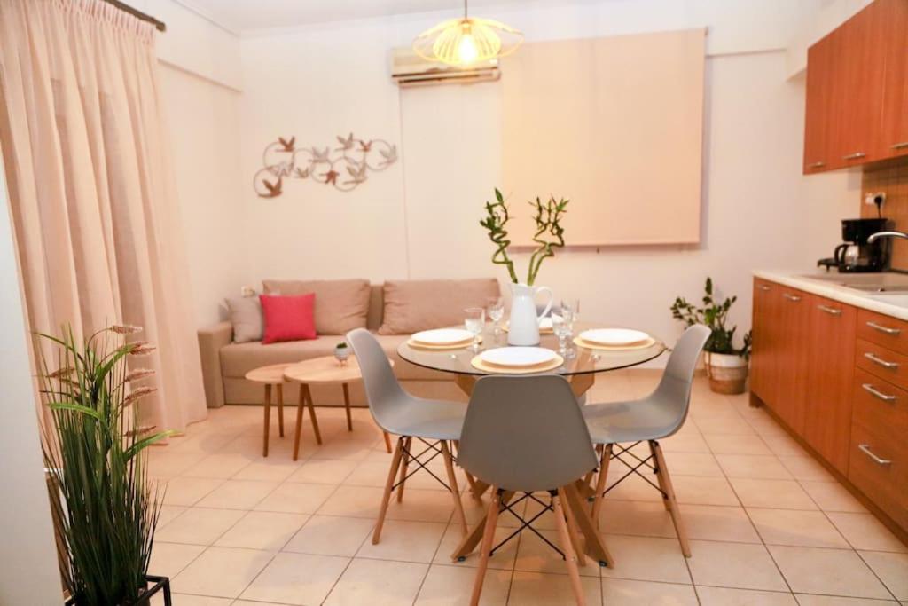 Twenty2 Apartment